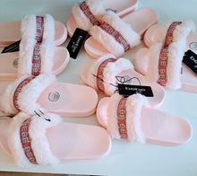 Load image into Gallery viewer, Bebe girls Fluffy slippers for girls
